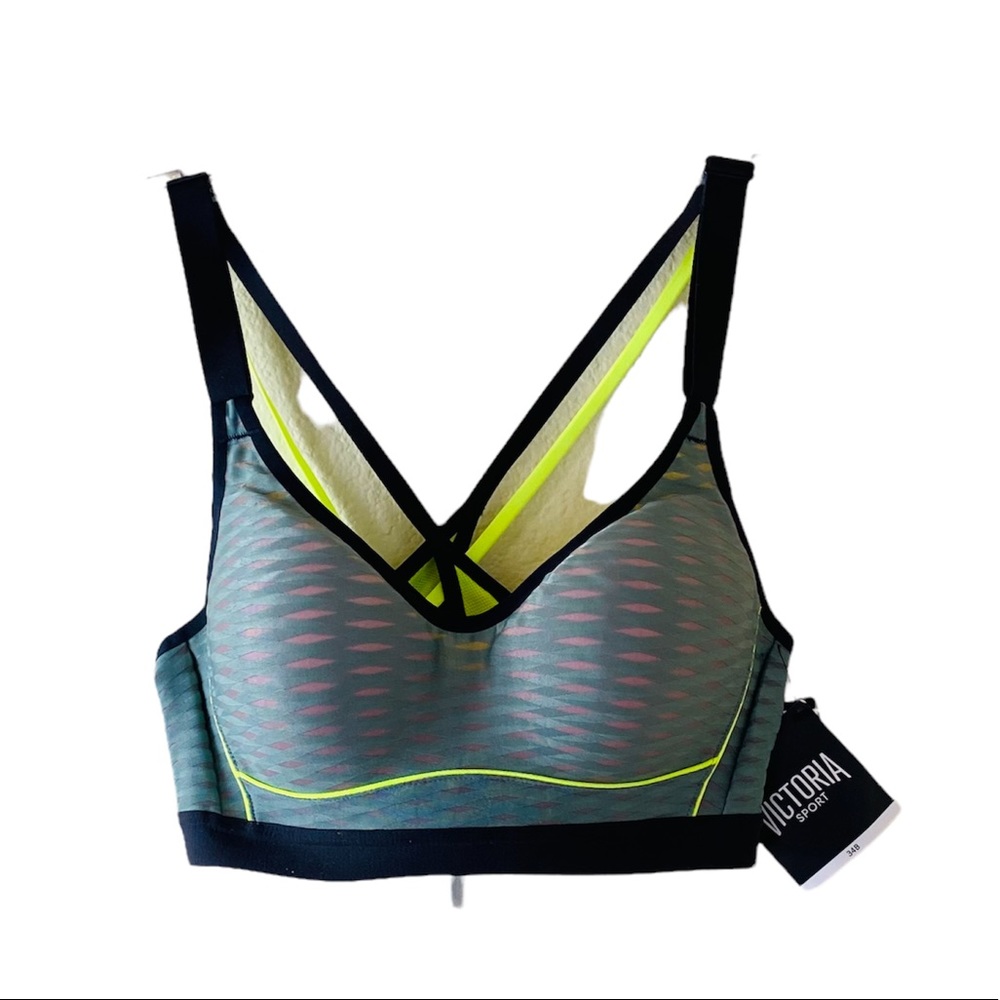 Victoria Secret Incredible Sport Bra